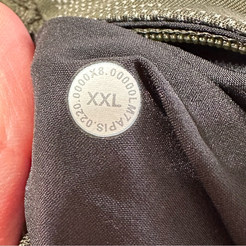 Lululemon T.H.E. Short 7" Mesh *Linerless Variegated Mesh Camo Max Dark Olive - Picture 6 of 7